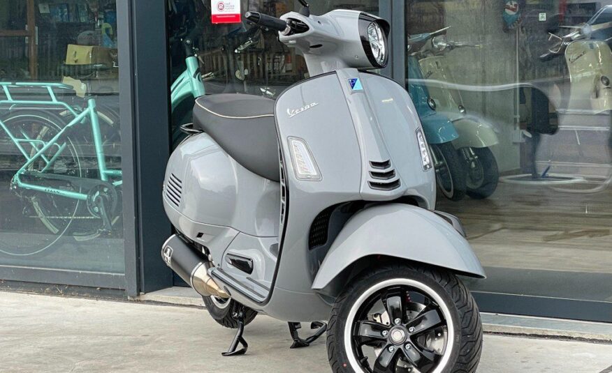 Vespa GTS 300